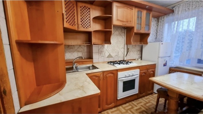 3  х к кв. Рядом с центром.  Риелторы не звоните. - фото 1