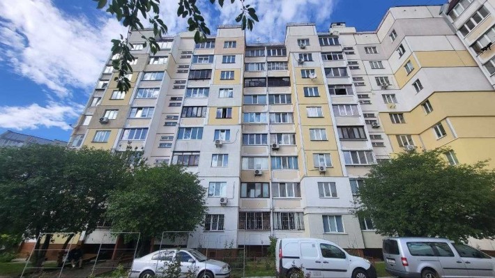 Оренда 1но кімнатної квартири по вул.Богуна, 51 з лічильником тепла - фото 1