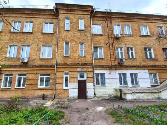Здам 2 кімнатну квартиру в самому центрі міста Чернигов