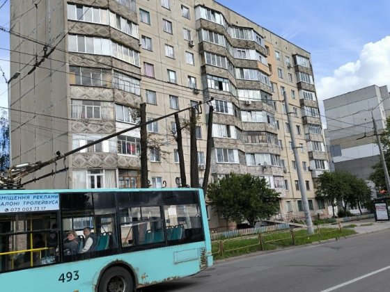 Класна 2-Кімнатна Квартира. Напроти  Голівуду Чернигов