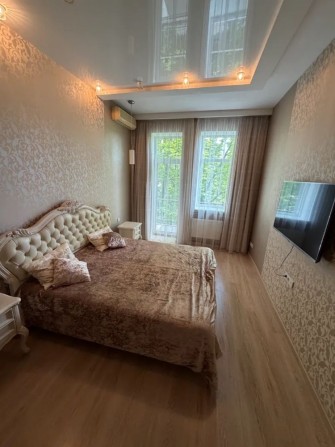 Оренда двухкімнатної квартири на пр. Дмитра Яворницького - фото 1