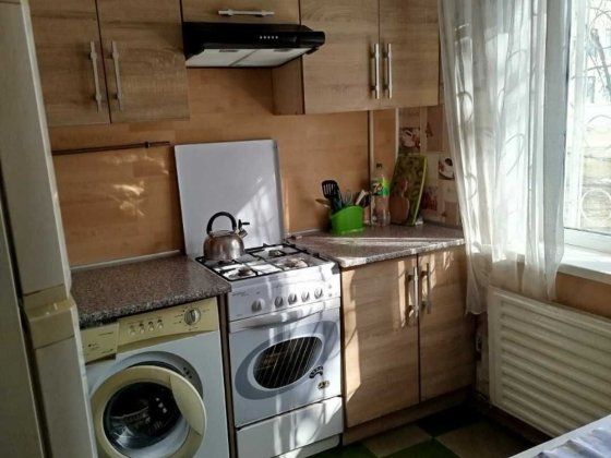 сдам 1комн квартиру на Лахтинской Запорожье