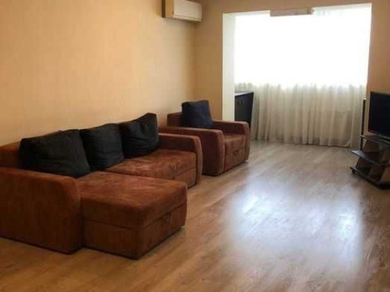 сдам 2к квартиру на пр. Поля, правый берег Днепр