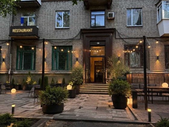 Оренда 200 метрів 40 років незал україни 39 б, 4,2 метра стеля Запорожье