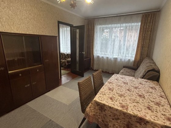 Здам 2 хкімн квартиру район Центру , з Агв Винница