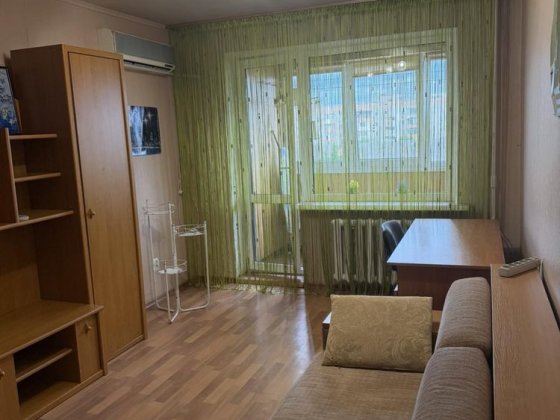 2 к квартира , Слобожанський проспетк . Днепр