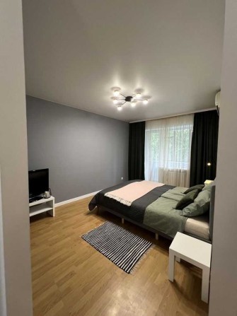 Здається 2х кімнатна квартира на пр. Поля, 48В - фото 1