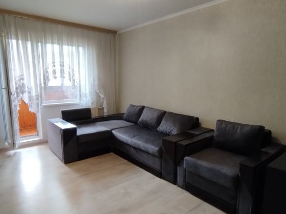 Продам 3 кімнатну квартиру 72 м.кв. вул. Харківське шосе 146 метро Харківське 10 хв. громадським тра Киев