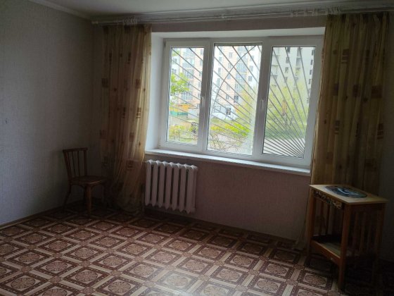 Сдаю 1 ком. квартиру на Намыве без мебели. Николаев