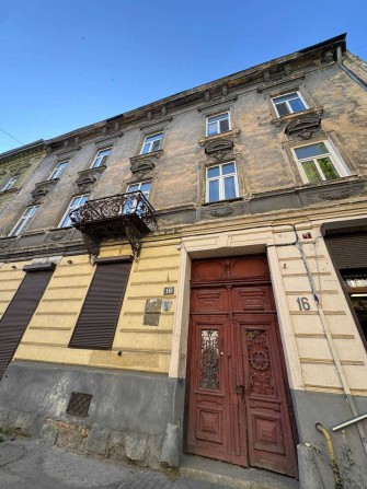 Оренда смарт-квартири (кавалерка) по вул Федьковича р-н Ближній Центр - фото 1