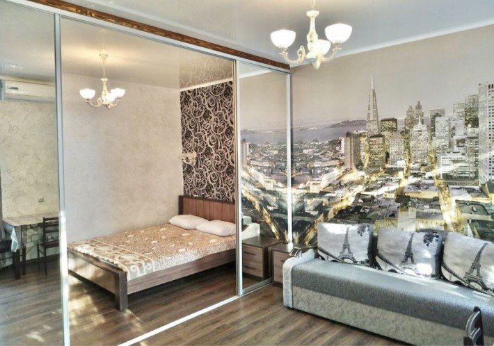 СДАМ 2 ком квартиру ЦЕНТР Новосельского Газ АГВ мебель техника - фото 1