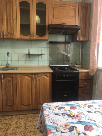 Сдам 1 комнатную квартиру на Основе, улица Силикатная. - фото 1
