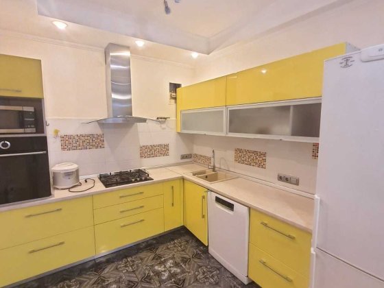 Аренда 3-х комнатной квартиры на Таирова Вузовский ЖК Стрекоза .ГАЗ! Одесса