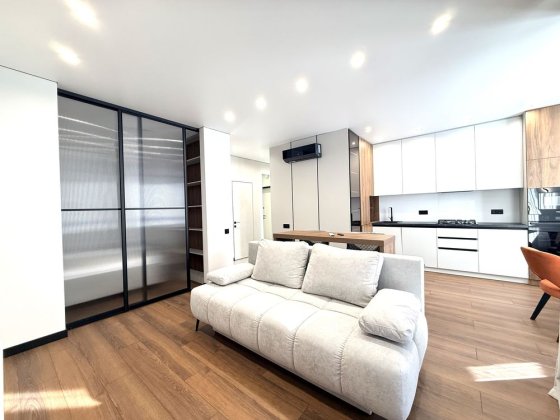 Оренда квартири  щирецька 28  жк well home з відкритим балконом у двір