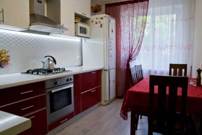 Сдам четырёхкомнатную квартиру Южный рынок/Форма - фото 1
