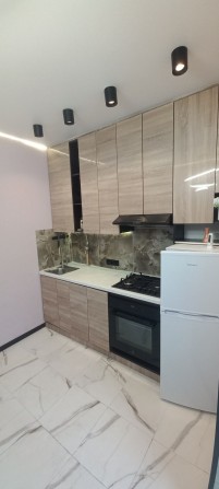 Оренда однокімнатної квартири в сучасному ЖК Петрівський квартал.  Софіївська Борщпагівка - фото 1
