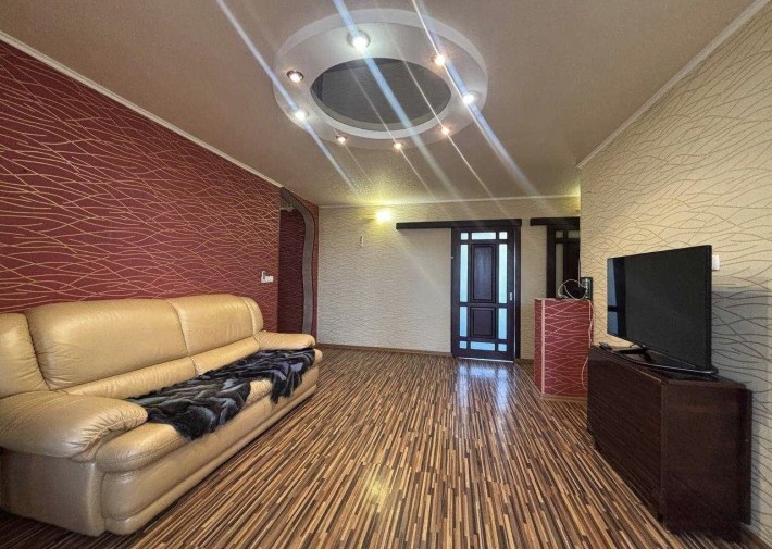 3 квартира новые дома, дворец спорта, новострой танкопия 23 - фото 1
