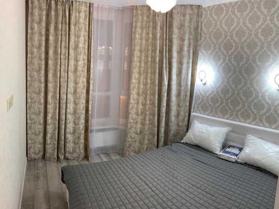 Приємна цвітова гамма квартири в закритому жк Софиевская Борщаговка