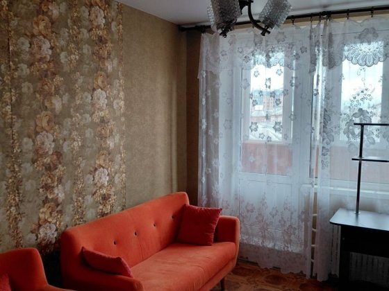 Сдам 2 комн кв 9/9 Центр, ул.М. Семенка( Чайковского) Харьков