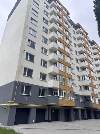 Продаж окремого гаража в ЖК «Староміський» (вул. Костя Широцького, 5А) - фото 1