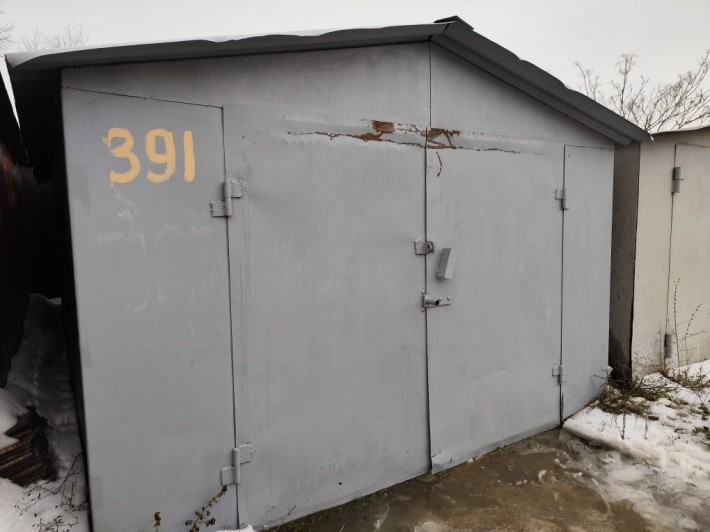 Продам гараж мкр-н Южный за Амстором, охрана - фото 1
