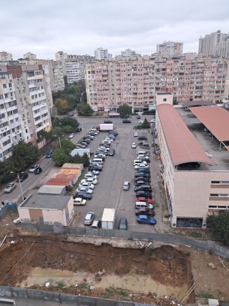 Паркомісце 14.5 м2 в Папашоні на Сахарова. - фото 1
