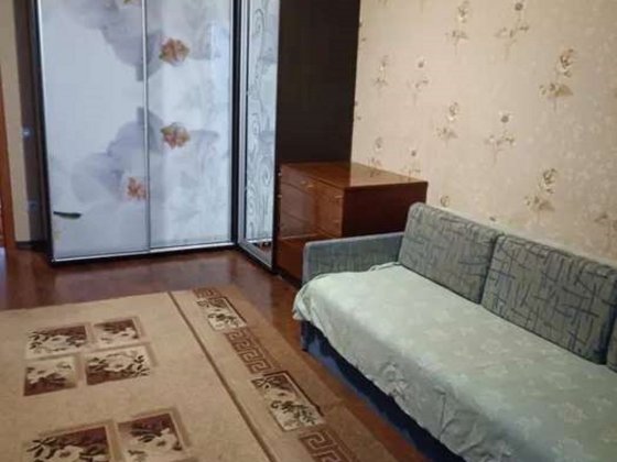 Продаж 1-к квартири вул. М. Закревського 42а