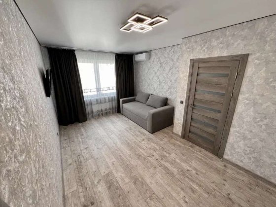 Продаж 1-к квартири вул. Бориса Гмирі 20б