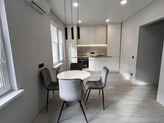 Продаж 1-к квартири вул. Бориса Гмирі 20 Киев