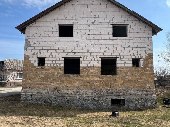 Незавершене будівництво на Новосілках Бердичів