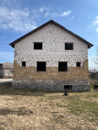 Незавершене будівництво на Новосілках - фото 1