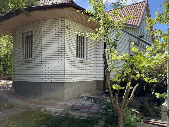 Дача з газом 66 м² на 8 сотках зі всіма зручностями Васильків