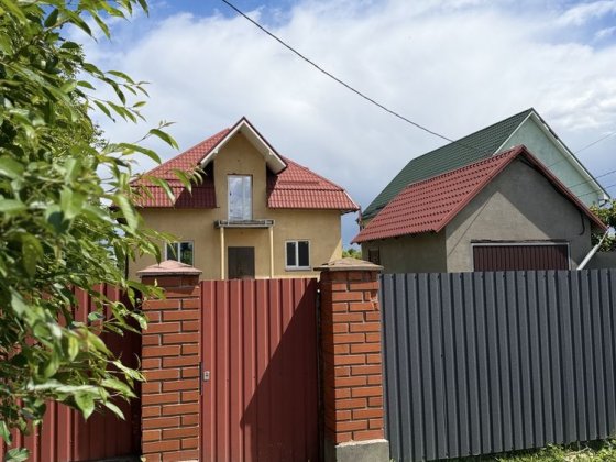 Цегляний будинок 200 м² на 14 сотках у Василькові | Гараж Васильків