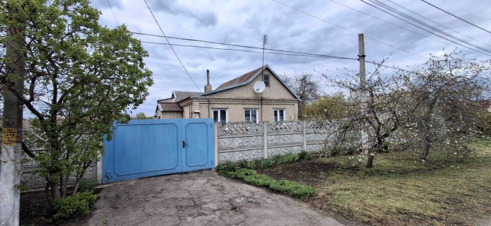 Продам будинок.  Українка, центр . Сертифікат - фото 1