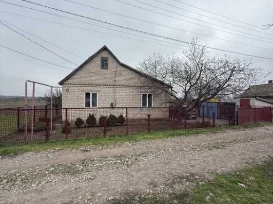 Продам будинок цегляний,Є відновлення  26999$ Кам'янське