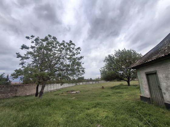 Продам домик с участком Кам'янське