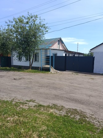 Продам затишний будинок - фото 1