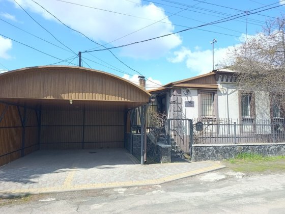Продаж частини будинку в центрі м.Городищє Городище