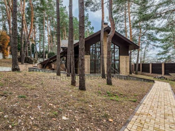 Продаж ПРОСТОРОГО будинку в лісовій зоні 446 м2 без ремонту Гостомель Буча Гостомель
