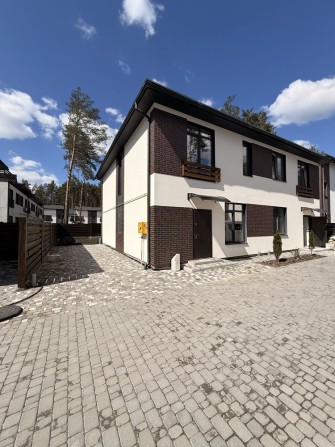 Дуплекс 120 м² + підвал 50-60 м² у КМ Лісове, Гостомель — $115 000. Гпсова штукатурка, поруч парк Ща - фото 1