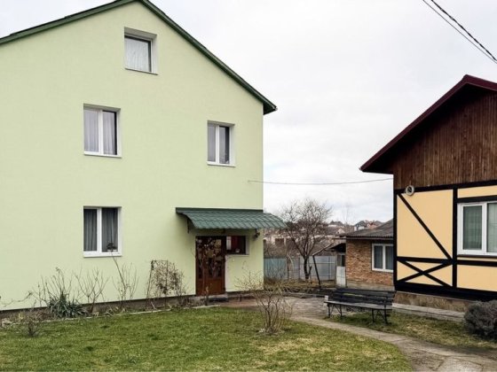 Продаж частини будинку на вул. Івана Франка Дрогобыч