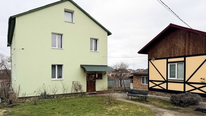 Продаж частини будинку на вул. Івана Франка - фото 1