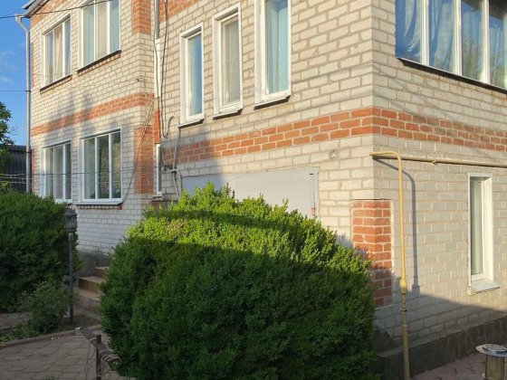 Продам двохповерховий будинок Знам'янка