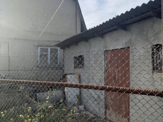Продается  дом- дача в  районе моря.