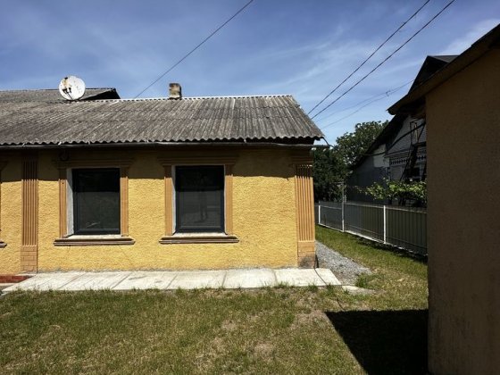 Продам частину будинку Кам'янець-Подільський