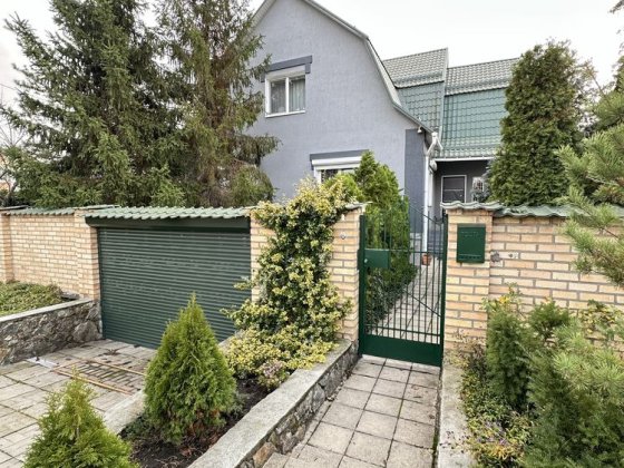 Гарний світлий будинок в Гостомелі 298 м2