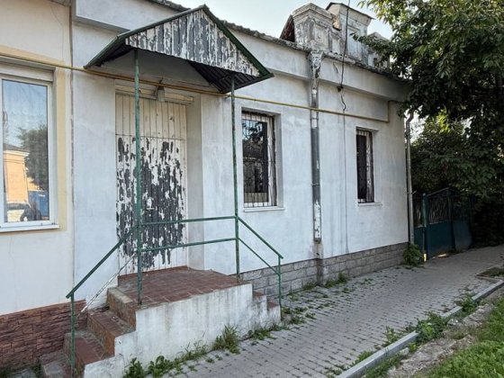 Продам частину будинку в центрі Кам'янець-Подільський