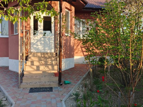 Продаю будинок у Каневі Канев