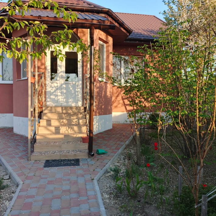 Продаю будинок у Каневі - фото 1