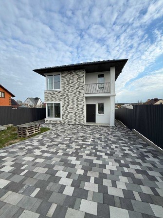 Якісний двоповерховий будинок в Гостомелі - фото 1